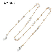 Load image into Gallery viewer, Fashion Acrylic Crystal Glasses Neck Strap Chain Acrylic Crystal Black Beads Eyeglasses Necklace Metal Sunglasses Cord Lanyard
